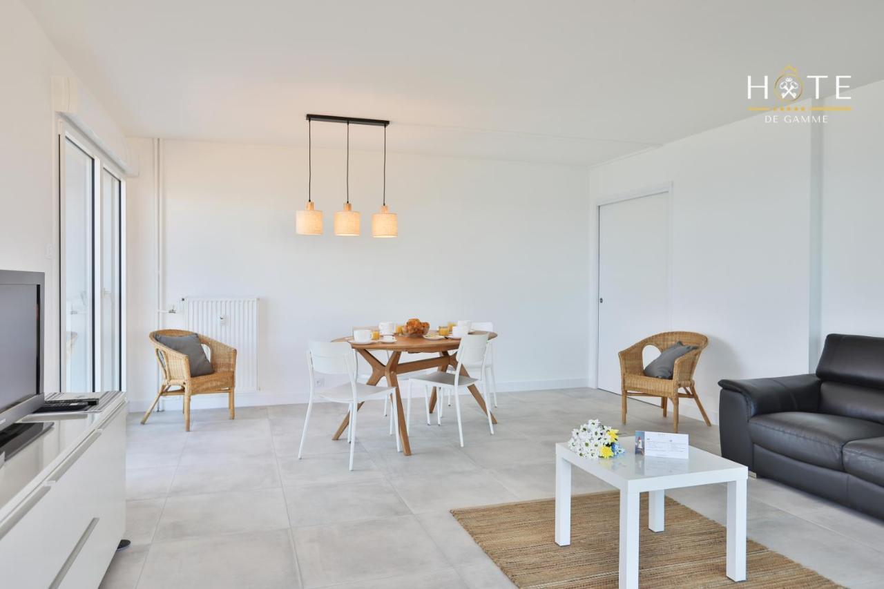 Appartement De Caractere, Superbe Vue Mer 280° La Chaume Ngoại thất bức ảnh